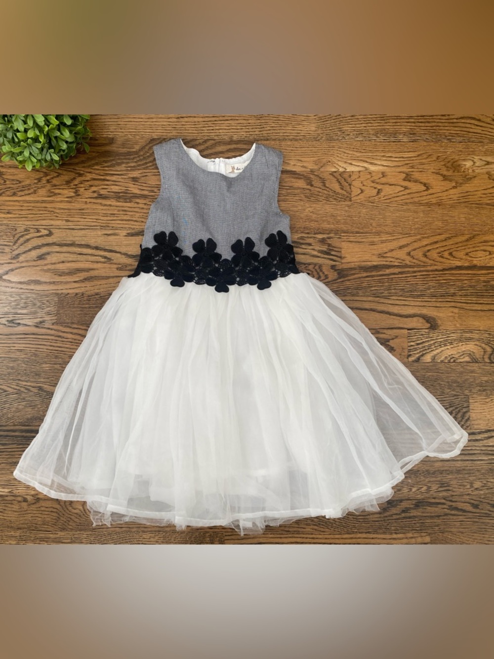 Doe a Deer Black & White Tulle Dress Sz 7